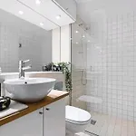 Center - Large 2 Bedroom Apartment