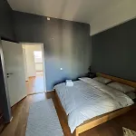Apartment Center - Large 2 Bedroom